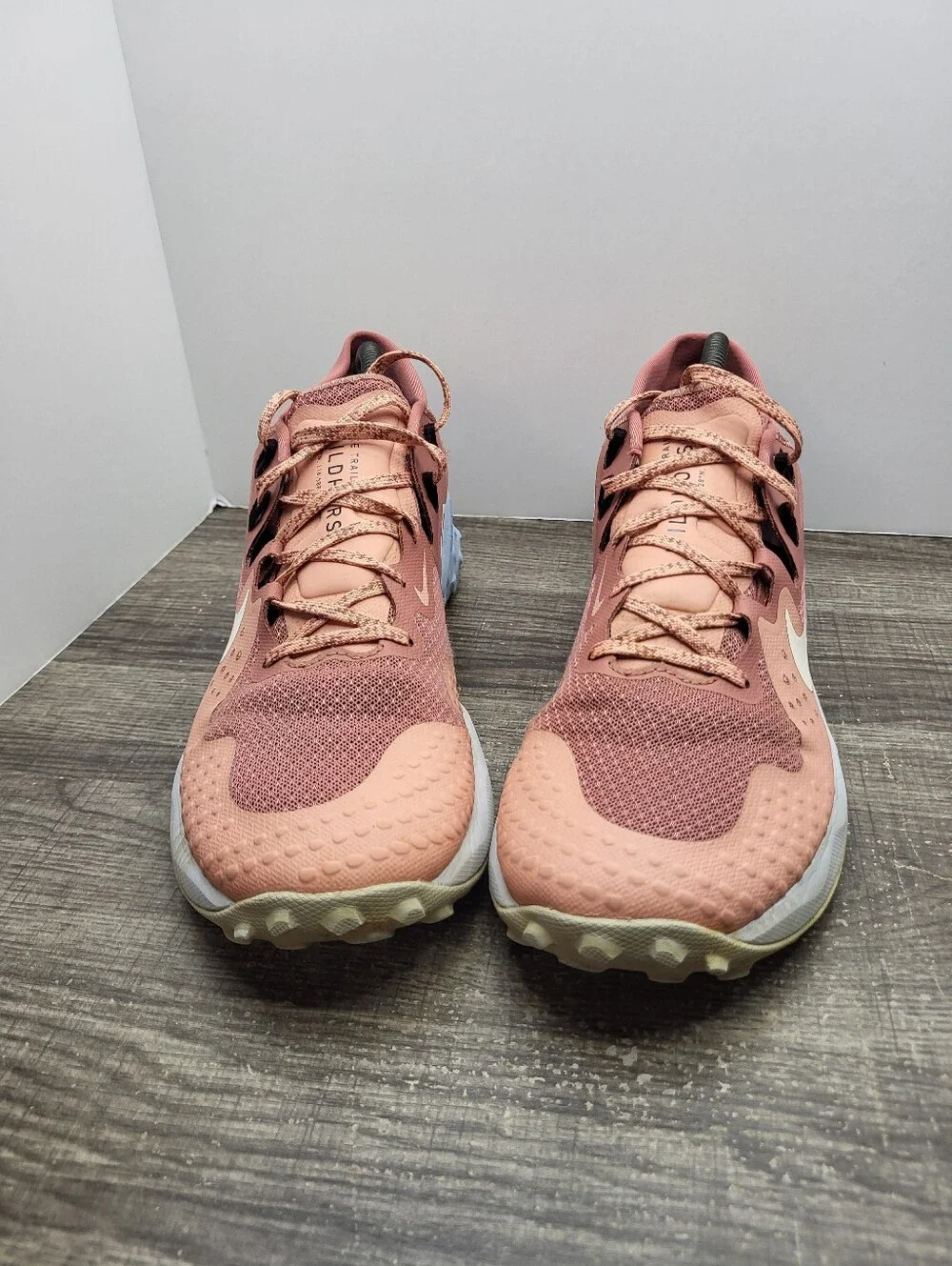 Nike Wildhorse 6 'Pink Quartz' BV7099-600 Women's Size 10.5 Running Shoes